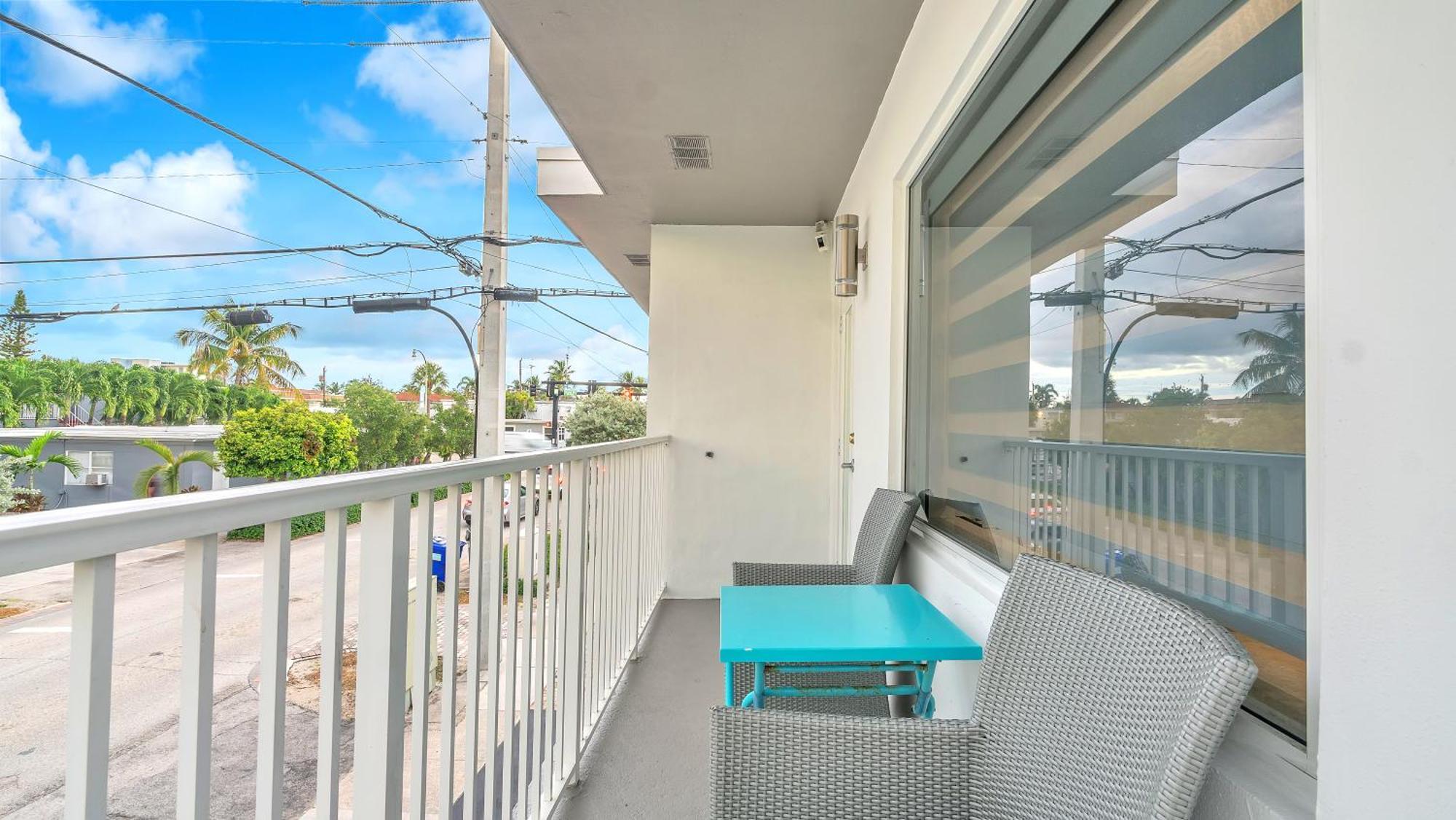 Hotel Seacrest Lauderdale-by-the-Sea Екстериор снимка